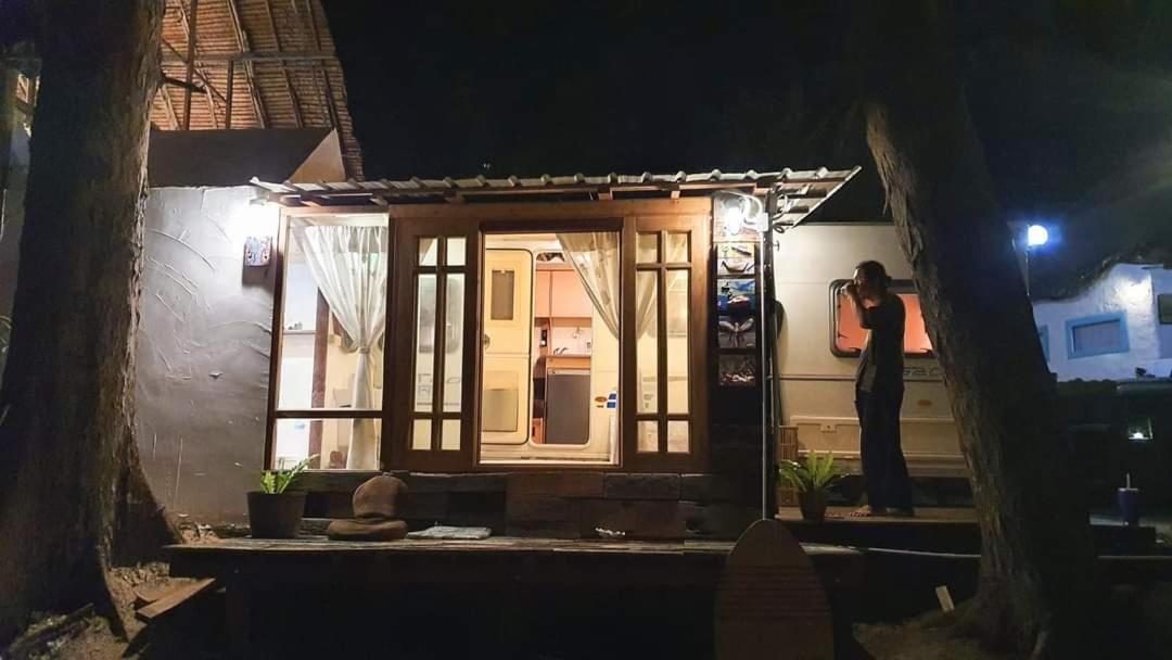 Maliblues Bed & Art Gallery Чумфон Екстериор снимка